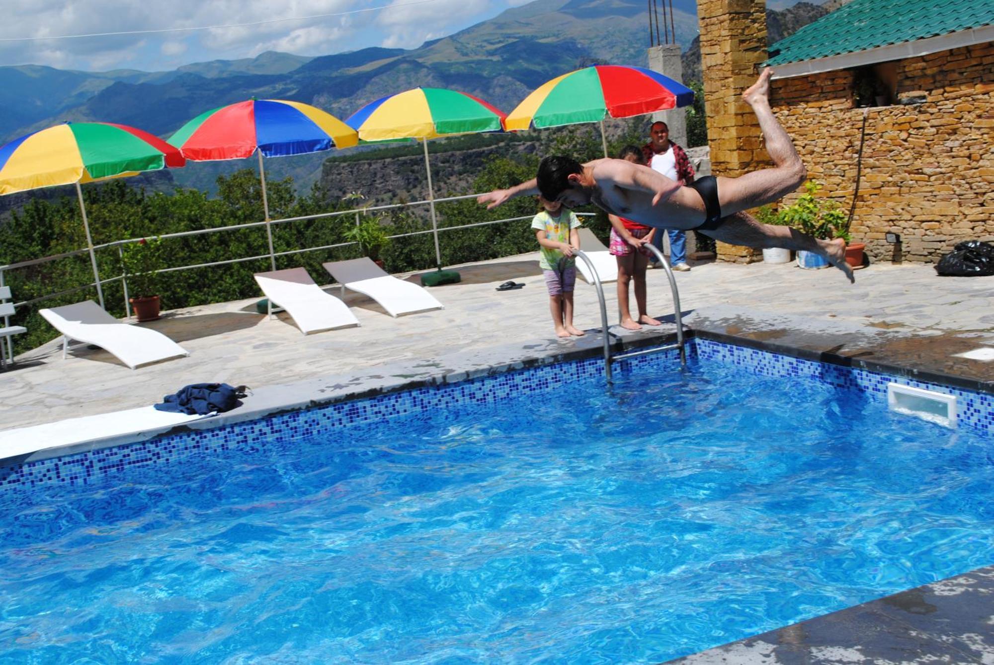 Gayane Hotel Alaverdi Exteriör bild
