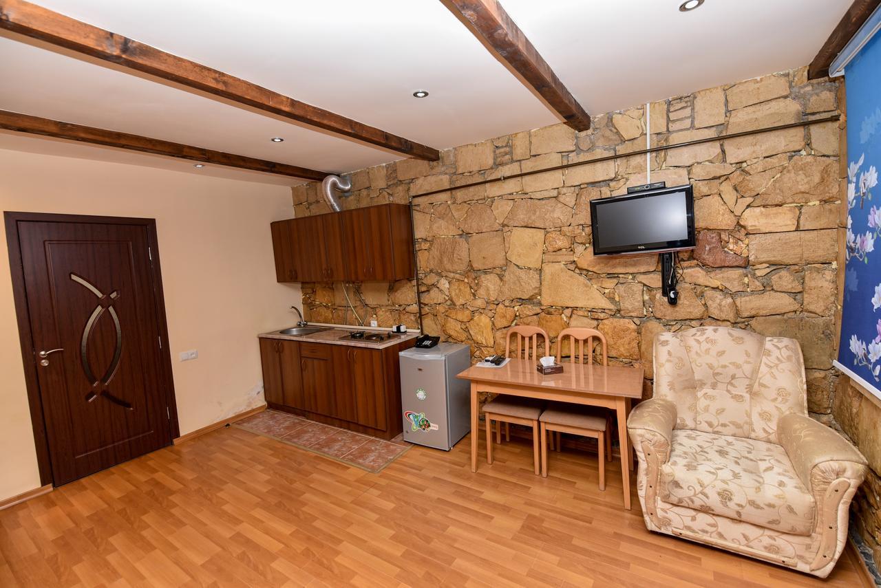 Gayane Hotel Alaverdi Exteriör bild